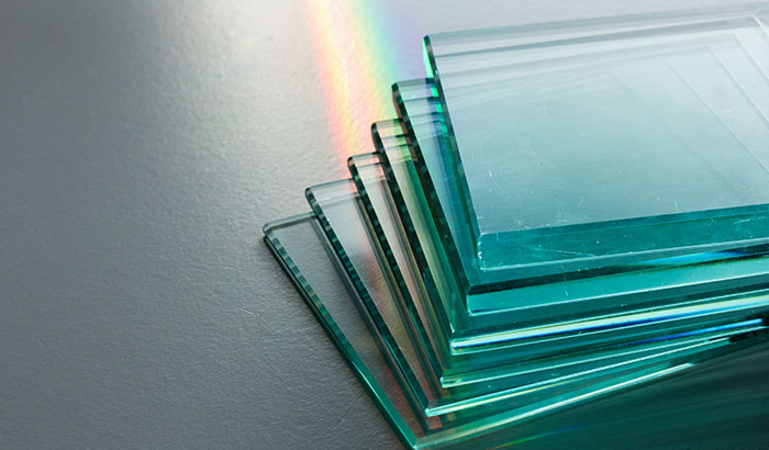 Custom Glass: What Is a Good Thickness For a Mirror?